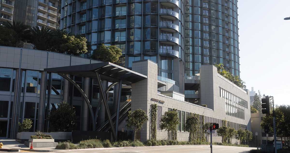 Century Plaza Apartments